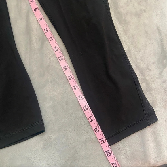 Lululemon train times crop 21” black 21326 - Picture 9 of 11